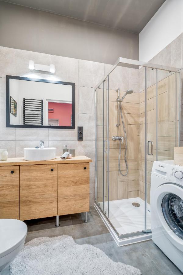 Best4Stay Apartment - Z Prywatnym Parkingiem, Przy Bulwarze Wislanym Torun Exterior photo